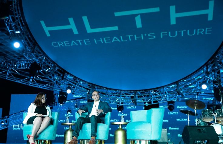 首席执行官弗朗西斯·德苏扎在2019年HLTH大会上讲话